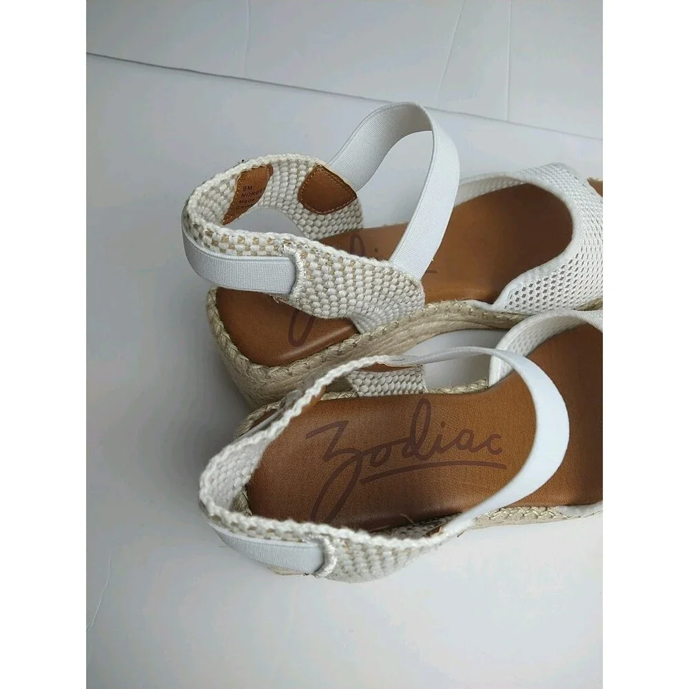 Zodiac Woman 10M Noreen White Mesh Fabric Wedge Slingback Sandals Casual
